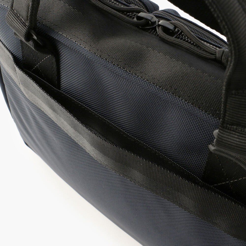 Buy MOBILE LINER 13 for USD 610.00 | BRIEFING